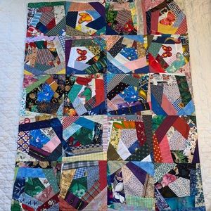 MULTICOLOR RAG QUILT 43X33”